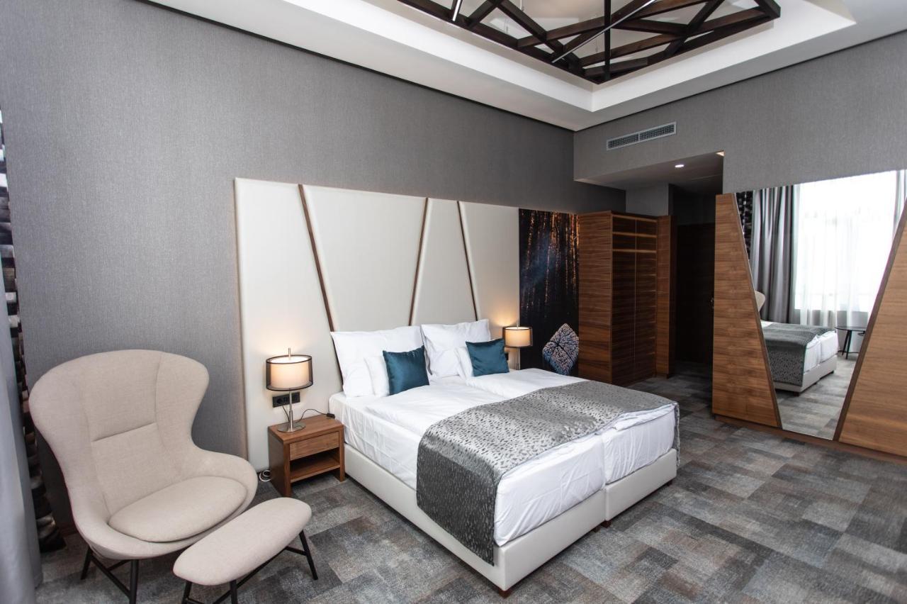 Artis Boutique Hotel 4*