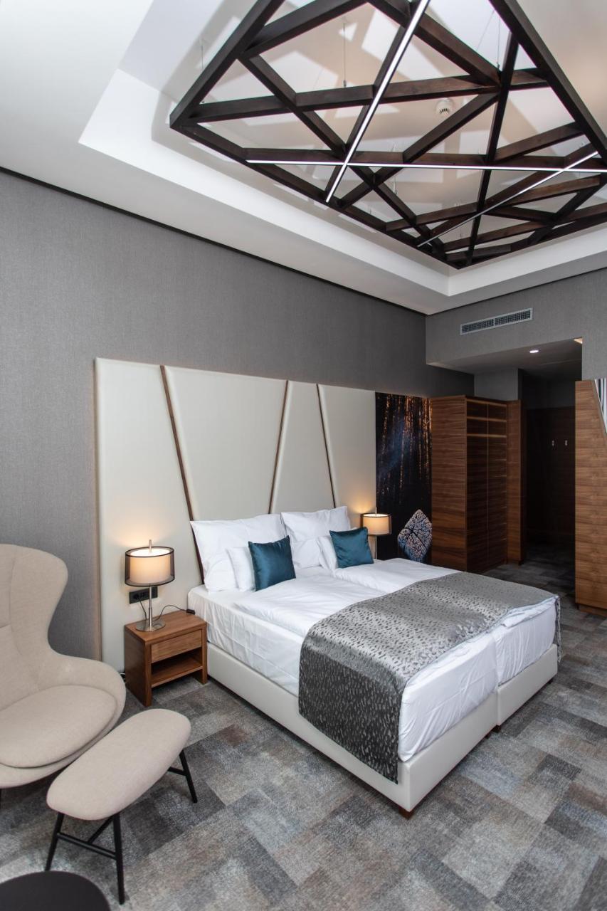 Artis Boutique Hotel 4*